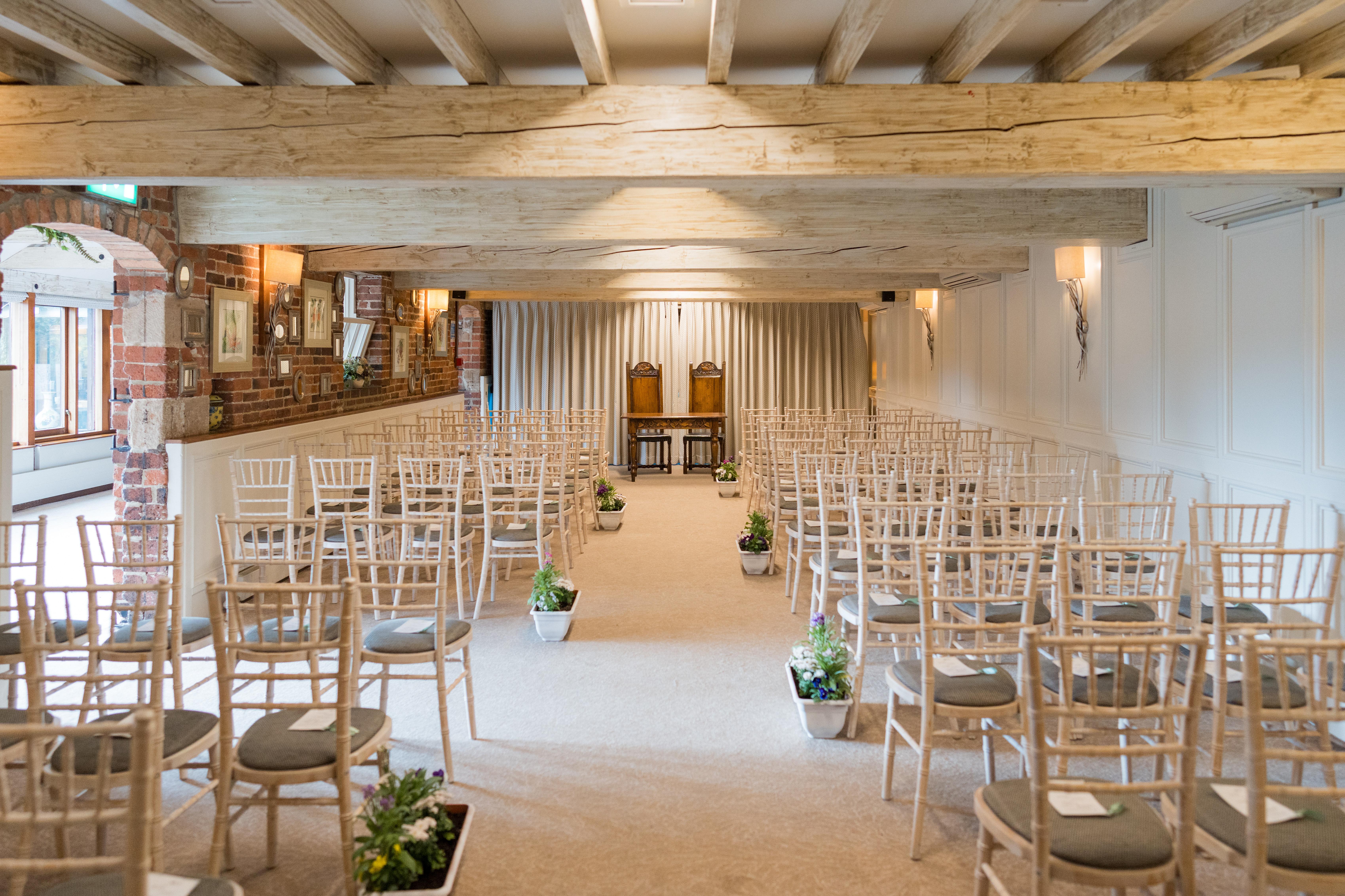 ©tomgrovesweddings.jpg Morley Hayes Weddings
